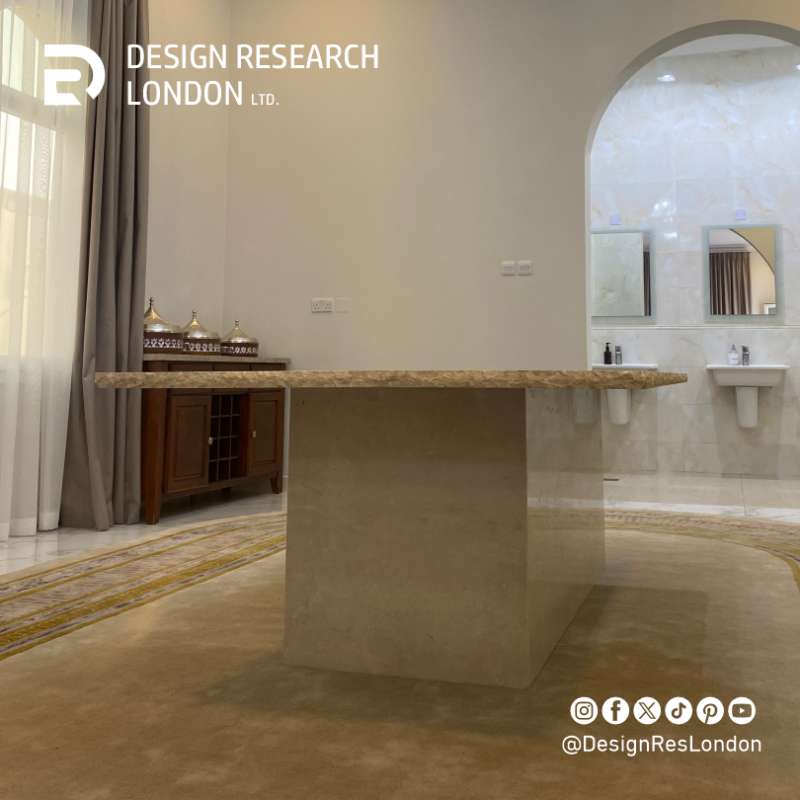 Enzo Dining Table